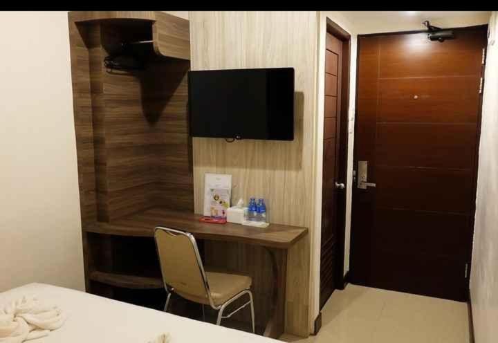 Hotel My Home Sintang المظهر الخارجي الصورة